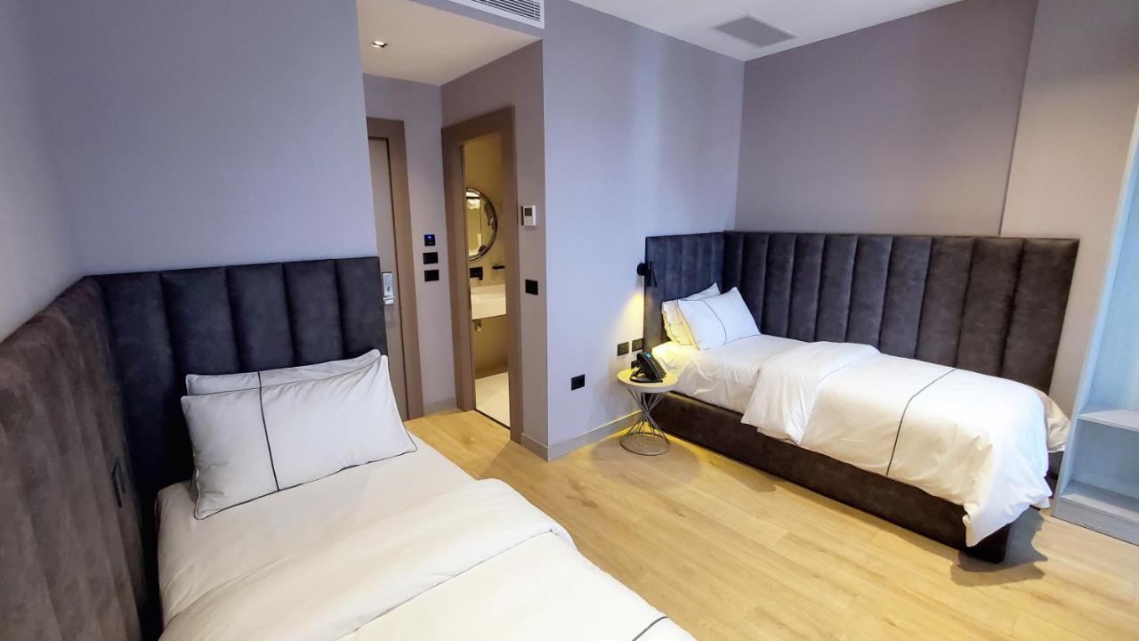 Starlight 4* Tirana